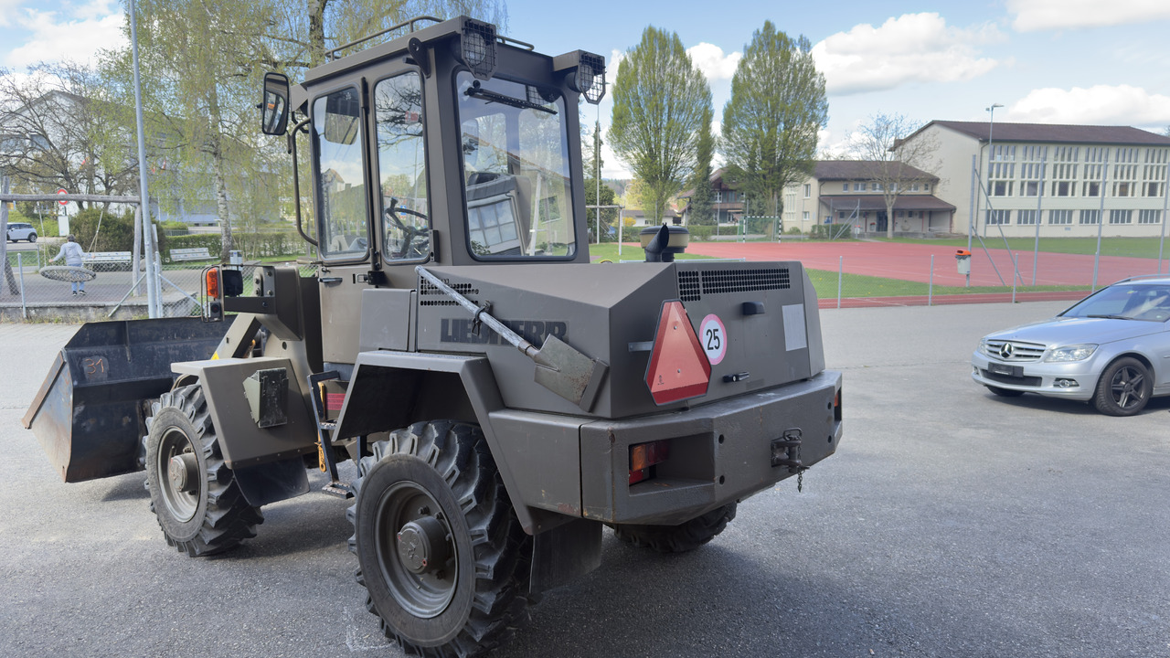 LIEBHERR L508/FUG93 - Wheel loader: picture 4 LIEBHERR L508/FUG93 - Wheel loader: picture 4