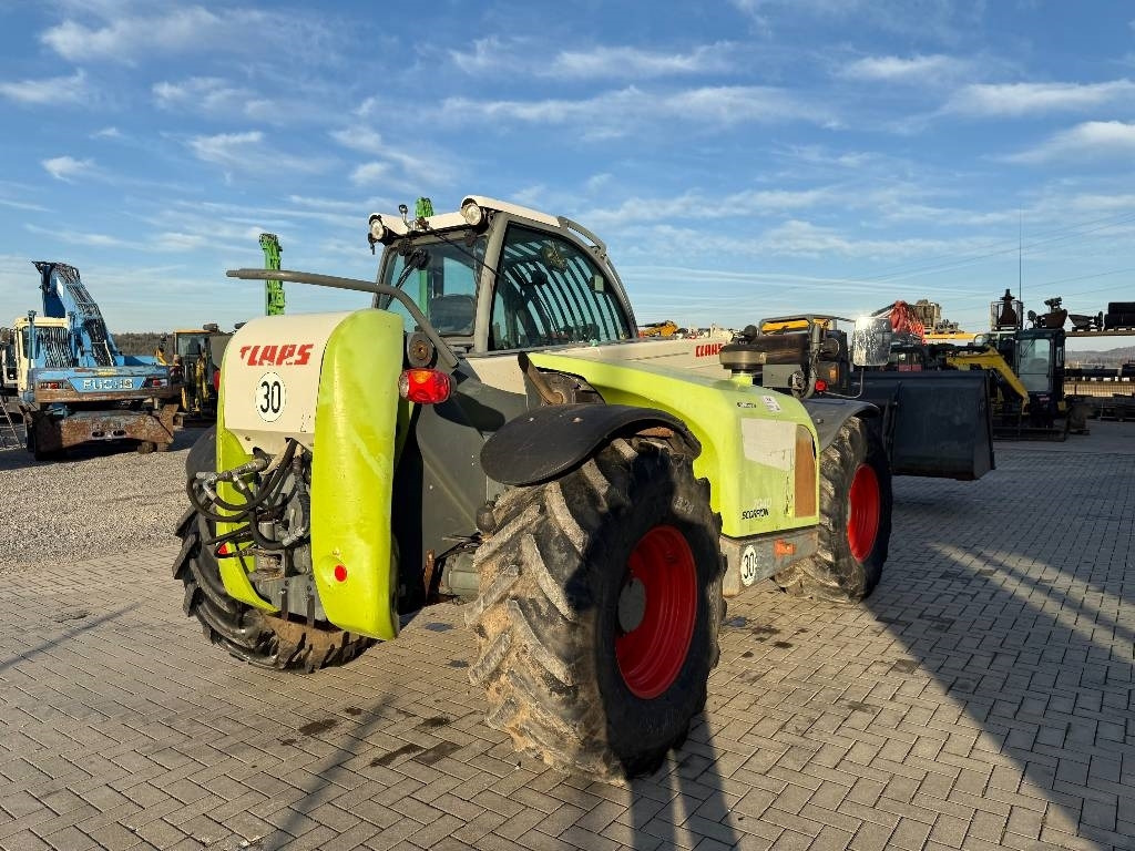 Claas 7040 - Telescopic handler: picture 5 Claas 7040 - Telescopic handler: picture 5