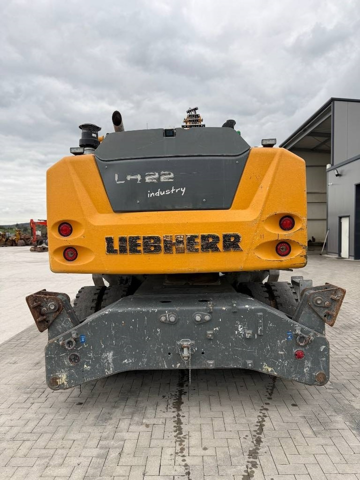 Liebherr LH 22  - Waste/ Industry handler: picture 4 Liebherr LH 22  - Waste/ Industry handler: picture 4