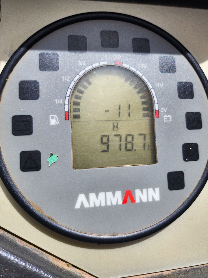 Roller AMMANN ARX 26: picture 7