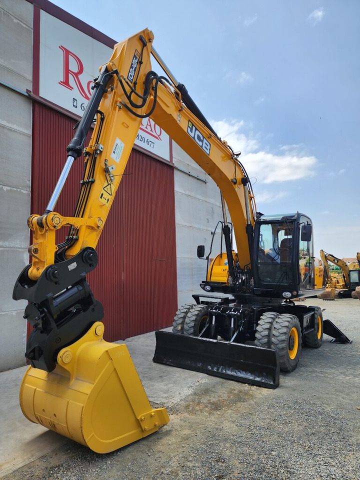 JCB JS160W T4F - Wheel excavator: picture 2 JCB JS160W T4F - Wheel excavator: picture 2
