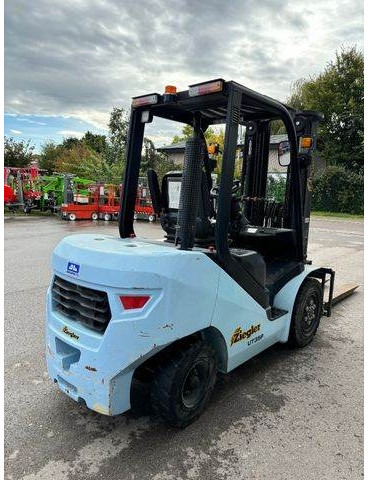 Hyster Yale UT35P Dieselstapler 2500kg, 4800mm, BJ 2019 - Diesel forklift: picture 5 Hyster Yale UT35P Dieselstapler 2500kg, 4800mm, BJ 2019 - Diesel forklift: picture 5