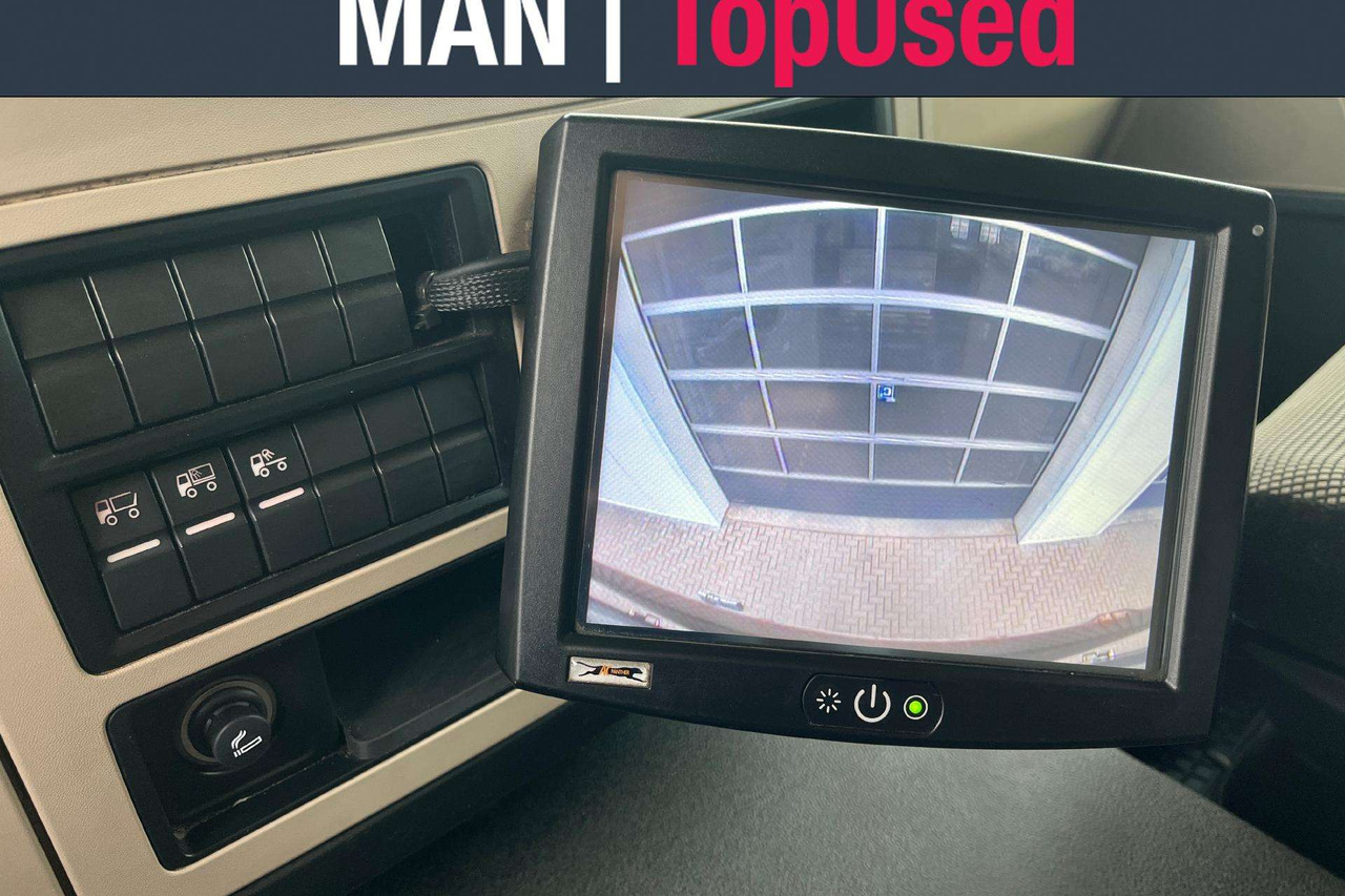 Refrigerator truck MAN 26.420 6x2-4 THERMO KING (8518): picture 11