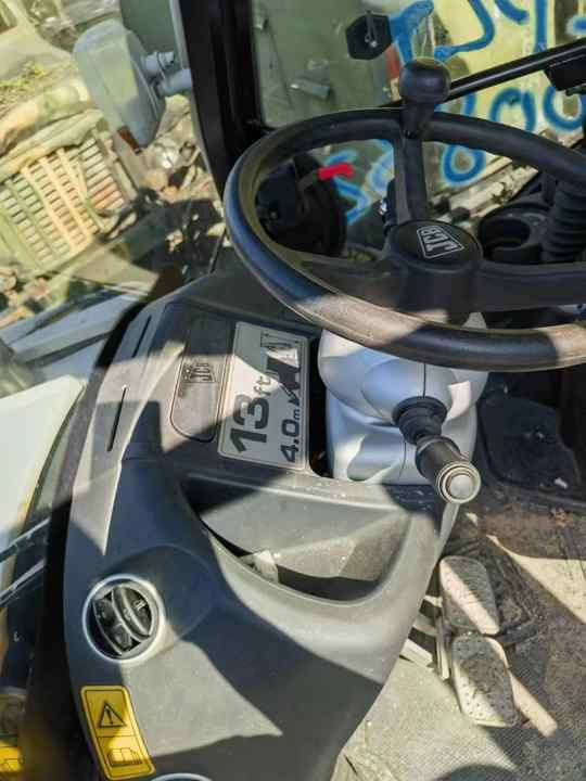 Hot sale Backhoe loader JCB 3CX 4*4 tlb loader UKmade, used cheap JCB 3CX retro loader and digger in good condition - Backhoe loader: picture 3 Hot sale Backhoe loader JCB 3CX 4*4 tlb loader UKmade, used cheap JCB 3CX retro loader and digger in good condition - Backhoe loader: picture 3