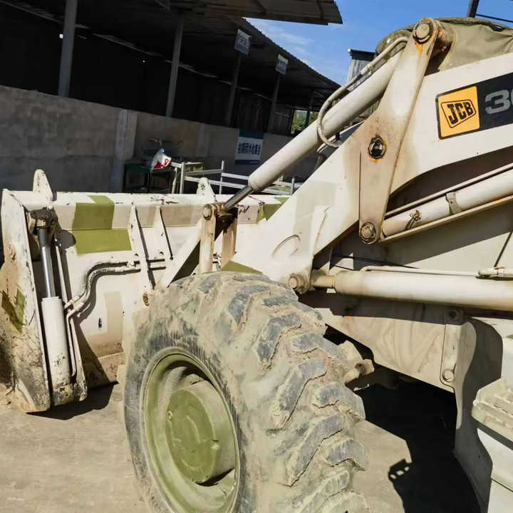 Hot sale Backhoe loader JCB 3CX 4*4 tlb loader UKmade, used cheap JCB 3CX retro loader and digger in good condition - Backhoe loader: picture 1 Hot sale Backhoe loader JCB 3CX 4*4 tlb loader UKmade, used cheap JCB 3CX retro loader and digger in good condition - Backhoe loader: picture 1