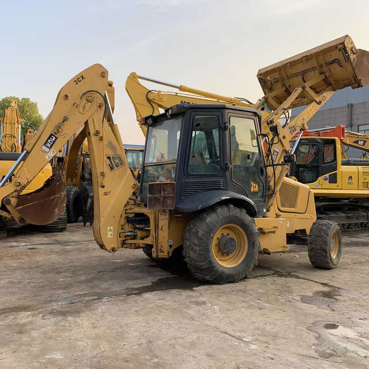 JCB 3cX backhoe loader manufactured in 2022 with telescopic boom JCB3CX JCB4CX JCB 3DX - Backhoe loader: picture 1 JCB 3cX backhoe loader manufactured in 2022 with telescopic boom JCB3CX JCB4CX JCB 3DX - Backhoe loader: picture 1