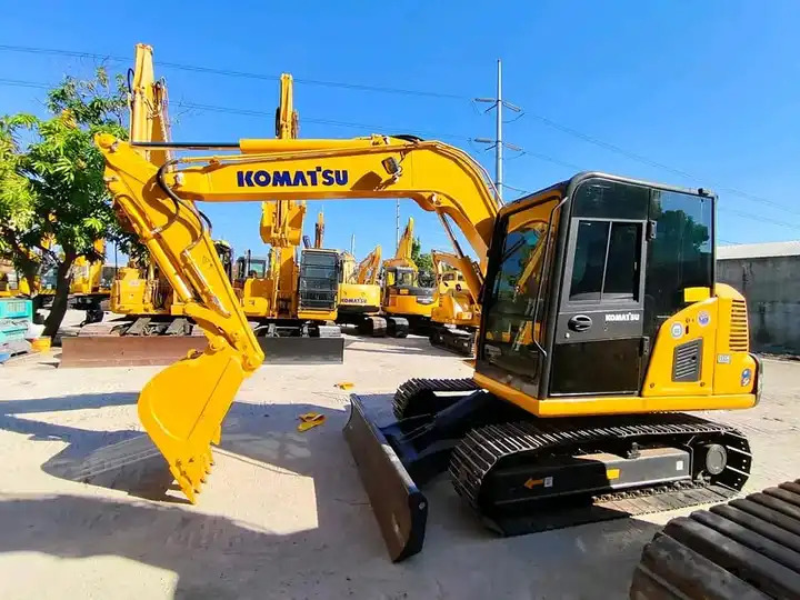 Japan Second Hand Used Hydraulic Crawler Excavator PC55 PC60 PC35 PC120 Digger Komatsu PC60-7 Excavator - Excavator: picture 3 Japan Second Hand Used Hydraulic Crawler Excavator PC55 PC60 PC35 PC120 Digger Komatsu PC60-7 Excavator - Excavator: picture 3