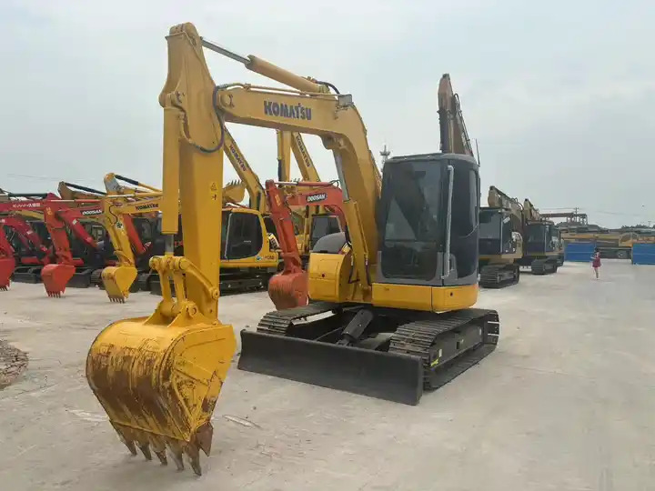 Japan Surplus Backhoe Excavator Komatsu Pc78us Pc60 Tracked Excavator With Blade Dozer For The Philippines In Shanghai - Crawler excavator: picture 3 Japan Surplus Backhoe Excavator Komatsu Pc78us Pc60 Tracked Excavator With Blade Dozer For The Philippines In Shanghai - Crawler excavator: picture 3