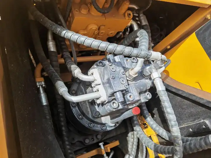 Top Select Second Hand 21 Ton Excavator Used Ssaany Excavator Sy215c 215c Sany 215 215c Excavator - Excavator: picture 2 Top Select Second Hand 21 Ton Excavator Used Ssaany Excavator Sy215c 215c Sany 215 215c Excavator - Excavator: picture 2