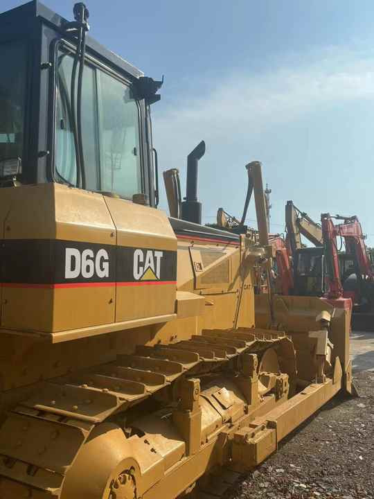 Used Cat D6g Bulldozer of Second Hand CAT D6D D6G D6R Dozer for Sale - Bulldozer: picture 5 Used Cat D6g Bulldozer of Second Hand CAT D6D D6G D6R Dozer for Sale - Bulldozer: picture 5