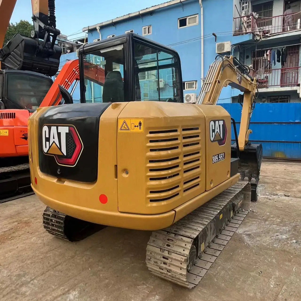 Used construction machine 305.5E2 CAT excavator mini 5 tons excavator in good condition on sale - Crawler excavator: picture 1 Used construction machine 305.5E2 CAT excavator mini 5 tons excavator in good condition on sale - Crawler excavator: picture 1