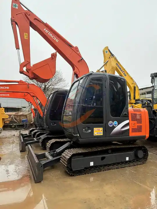 Mini hitachi excavator 7 ton zx70 Hitachi digger Hitachi zx70 used excavator crawler - Crawler excavator: picture 5 Mini hitachi excavator 7 ton zx70 Hitachi digger Hitachi zx70 used excavator crawler - Crawler excavator: picture 5