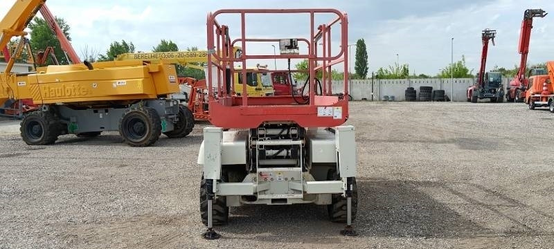 Scissor lift Haulotte Compact 10 DX - 4x4 - 10m - diesel: picture 8