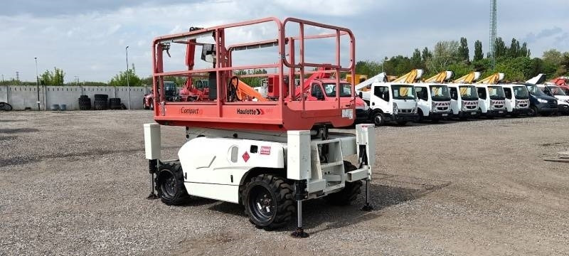 Scissor lift Haulotte Compact 10 DX - 4x4 - 10m - diesel: picture 6