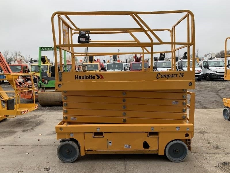 Haulotte Compact 14 - 14 m, electric - Scissor lift: picture 5 Haulotte Compact 14 - 14 m, electric - Scissor lift: picture 5