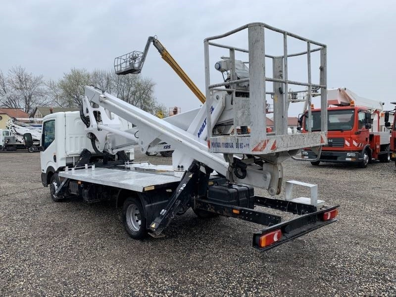 Nissan Cabstar Multitel HX195 - 19,5m  on lease Nissan Cabstar Multitel HX195 - 19,5m: picture 7