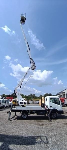 Nissan Cabstar Oil&Steel Snake 189 - 18 m, 225 kg  on lease Nissan Cabstar Oil&Steel Snake 189 - 18 m, 225 kg: picture 9