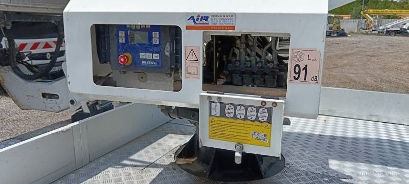 Nissan Cabstar Oil&Steel Snake 189 - 18 m, 225 kg  on lease Nissan Cabstar Oil&Steel Snake 189 - 18 m, 225 kg: picture 13