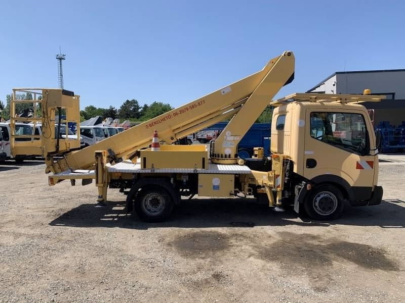 Nissan Cabstar Ruthmann-Steiger TB220 - 22,1m - 200 kg - Truck mounted aerial platform: picture 4 Nissan Cabstar Ruthmann-Steiger TB220 - 22,1m - 200 kg - Truck mounted aerial platform: picture 4