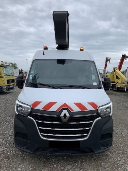 Renault Master Klubb K32 - 12,5 m, 120 kg - Truck mounted aerial platform: picture 3 Renault Master Klubb K32 - 12,5 m, 120 kg - Truck mounted aerial platform: picture 3