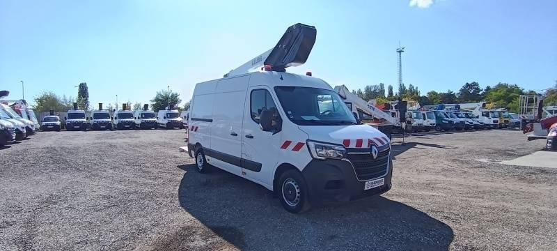 Renault Master Klubb KL32 - 12,5 m, 120 kg  - Truck mounted aerial platform: picture 1 Renault Master Klubb KL32 - 12,5 m, 120 kg  - Truck mounted aerial platform: picture 1