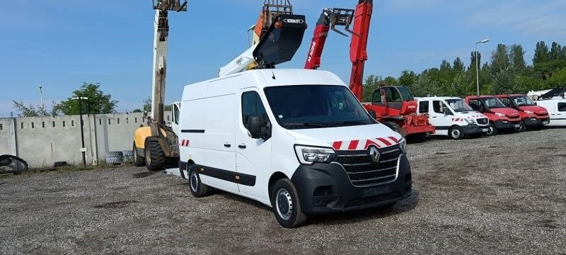 Renault Master Versalift VTL135 EVO - 13,3 m - 120kg - Truck mounted aerial platform: picture 1 Renault Master Versalift VTL135 EVO - 13,3 m - 120kg - Truck mounted aerial platform: picture 1