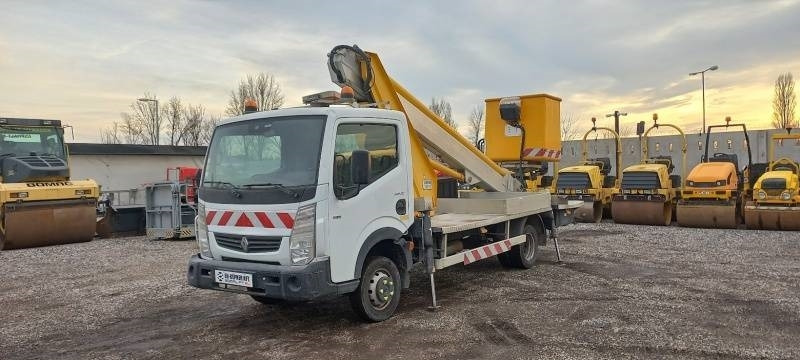 Renault Maxity Multitel MT202DS - 20m - 200 kg - Truck mounted aerial platform: picture 2 Renault Maxity Multitel MT202DS - 20m - 200 kg - Truck mounted aerial platform: picture 2