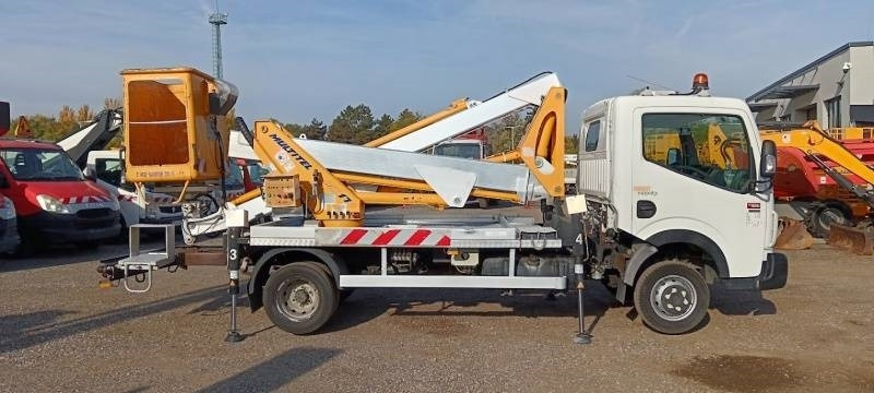 Renault Maxity Multitel MX170 - 17 m  - Truck mounted aerial platform: picture 4 Renault Maxity Multitel MX170 - 17 m  - Truck mounted aerial platform: picture 4