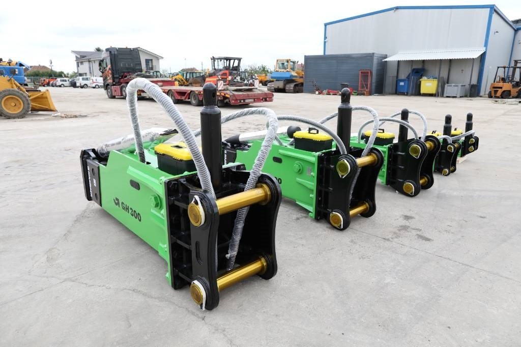 G HAMMER GH 300 NEW 2025 MODEL - Hydraulic hammer for Construction machinery: picture 5 G HAMMER GH 300 NEW 2025 MODEL - Hydraulic hammer for Construction machinery: picture 5