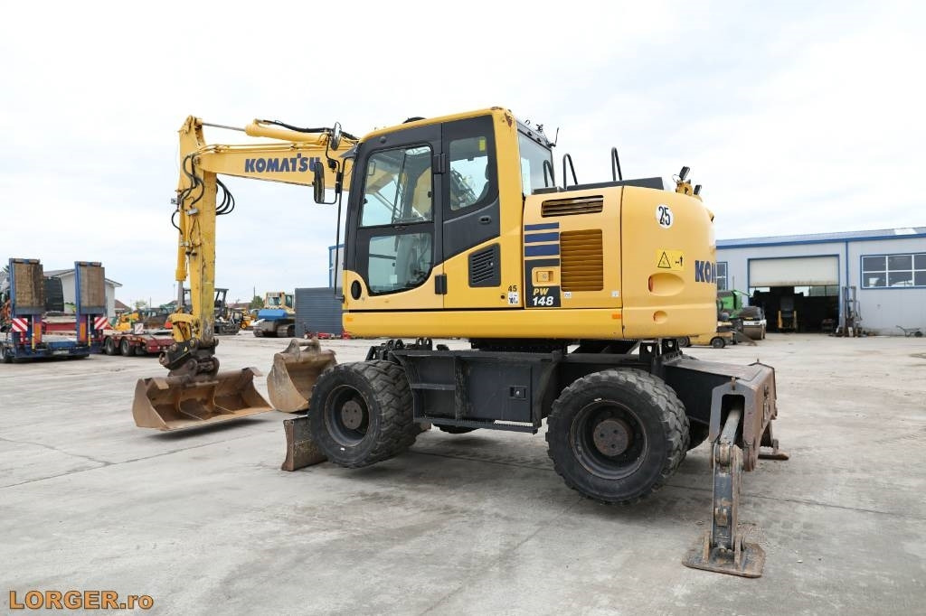 Wheel excavator Komatsu PW 148-10: picture 6