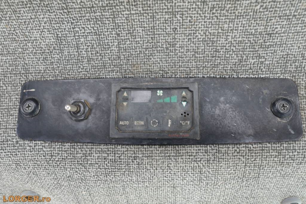 Bulldozer New Holland D 180: picture 20