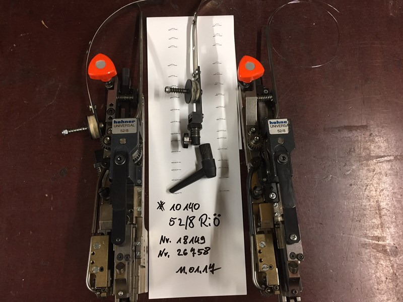 Hohner ring eyelet stitching heads 52/8 - Printing machinery: picture 1 Hohner ring eyelet stitching heads 52/8 - Printing machinery: picture 1