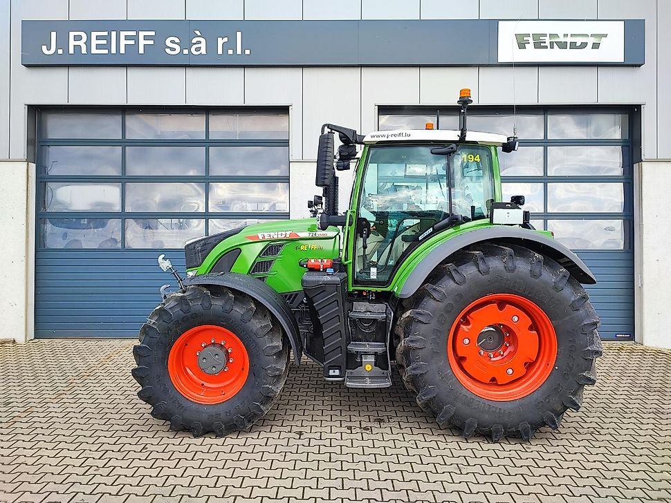 J.Reiff Sarl
Herr Stefan Neukirch - 77 Z.I in den - Farm tractor: picture 1 J.Reiff Sarl
Herr Stefan Neukirch - 77 Z.I in den - Farm tractor: picture 1