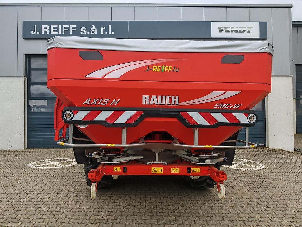 J.Reiff Sarl
Herr Stefan Neukirch - 77 Z.I in den - Fertilizer spreader: picture 2 J.Reiff Sarl
Herr Stefan Neukirch - 77 Z.I in den - Fertilizer spreader: picture 2