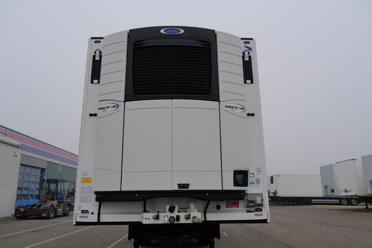 Schmitz Cargobull SKO 18/ LZG CITY FP 45 / LBW 2000 kg / CARR /TRI - Refrigerator semi-trailer: picture 4 Schmitz Cargobull SKO 18/ LZG CITY FP 45 / LBW 2000 kg / CARR /TRI - Refrigerator semi-trailer: picture 4