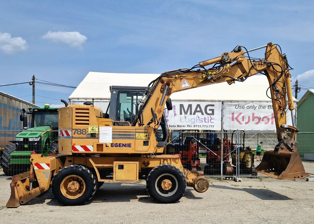 Case 788 - Wheel excavator: picture 1 Case 788 - Wheel excavator: picture 1