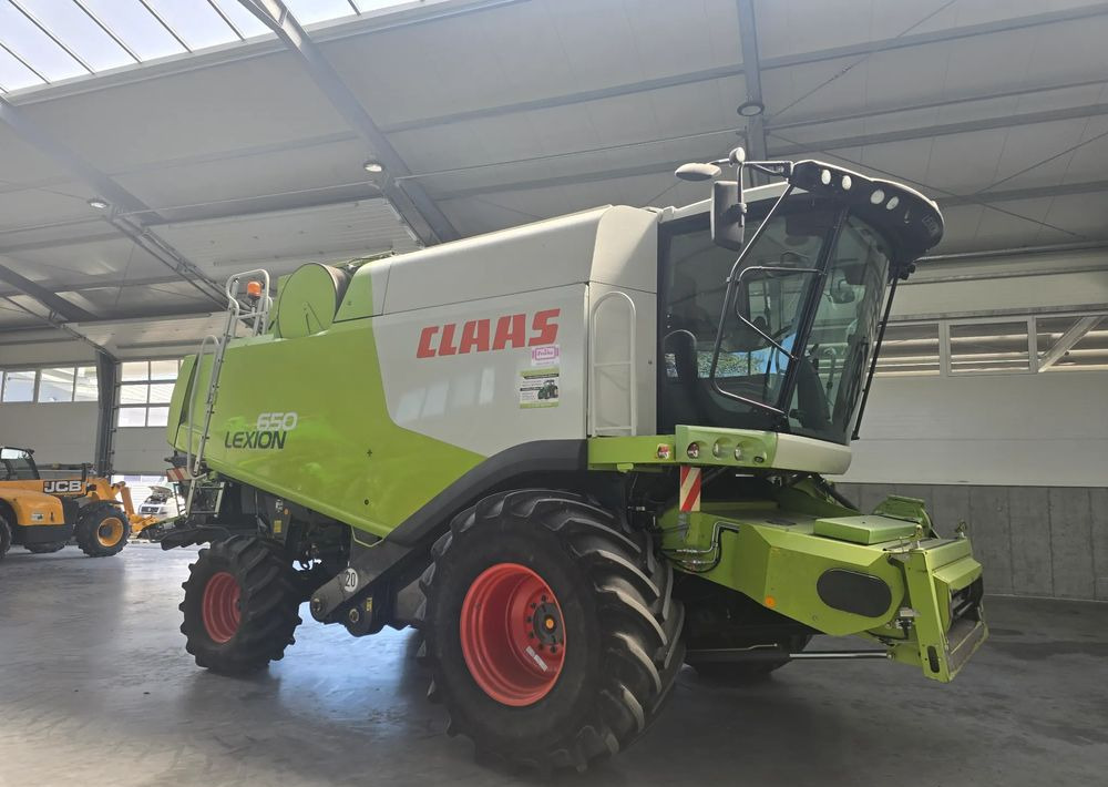 Claas Lexion 650 - Combine harvester: picture 2 Claas Lexion 650 - Combine harvester: picture 2