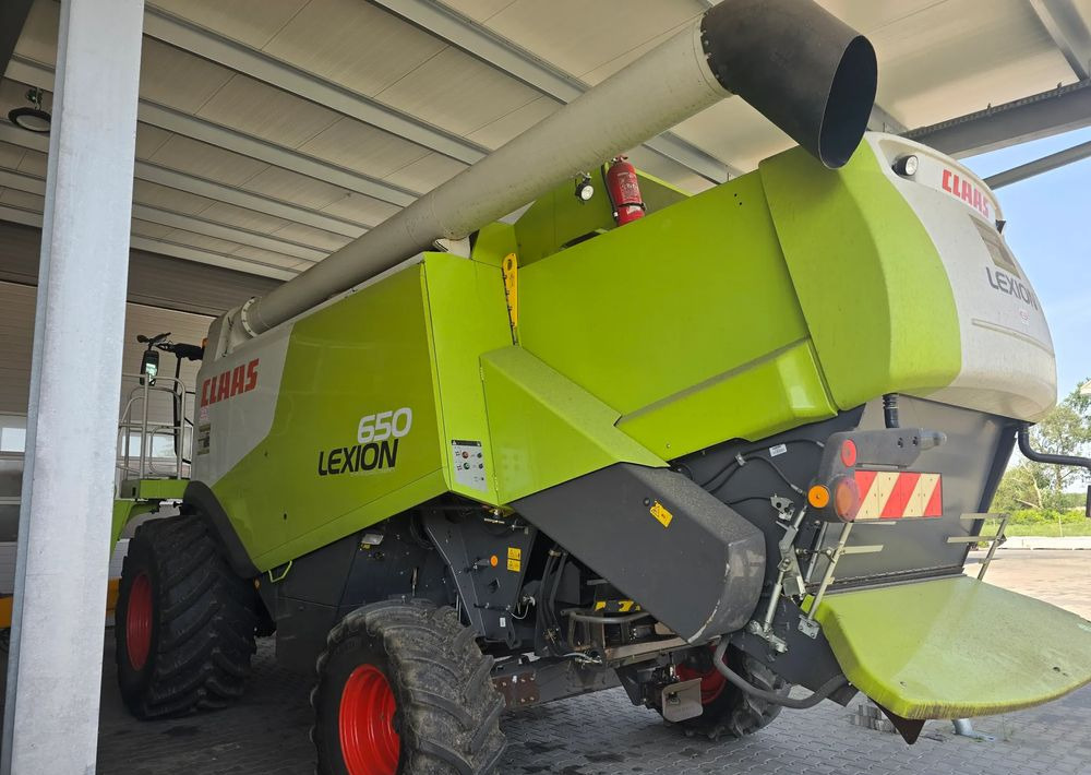 Claas Lexion 650 - Combine harvester: picture 3 Claas Lexion 650 - Combine harvester: picture 3