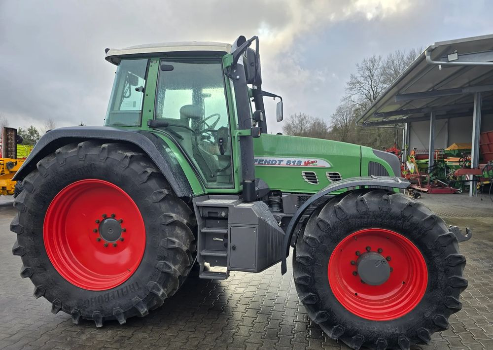 Farm tractor Fendt 818 Vario Tms: picture 9