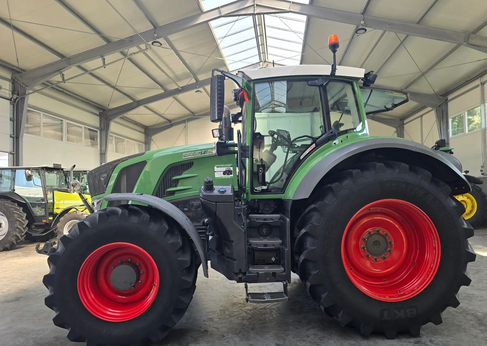 Fendt 828 - Farm tractor: picture 4 Fendt 828 - Farm tractor: picture 4