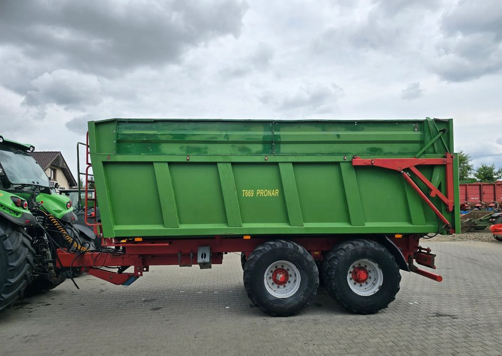 Pronar T 669 - Farm trailer: picture 3 Pronar T 669 - Farm trailer: picture 3