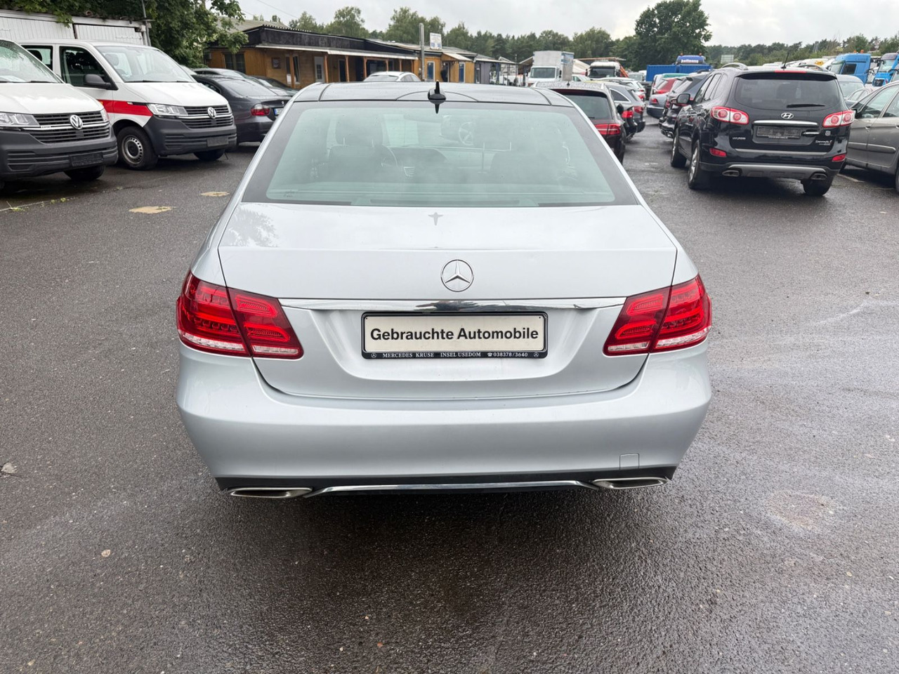 Mercedes-Benz E 300 E -Klasse Lim. E 300 BlueTec - Sedan: picture 4 Mercedes-Benz E 300 E -Klasse Lim. E 300 BlueTec - Sedan: picture 4
