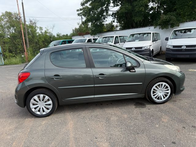 Peugeot 207 Sport Automatik - Sedan: picture 3 Peugeot 207 Sport Automatik - Sedan: picture 3