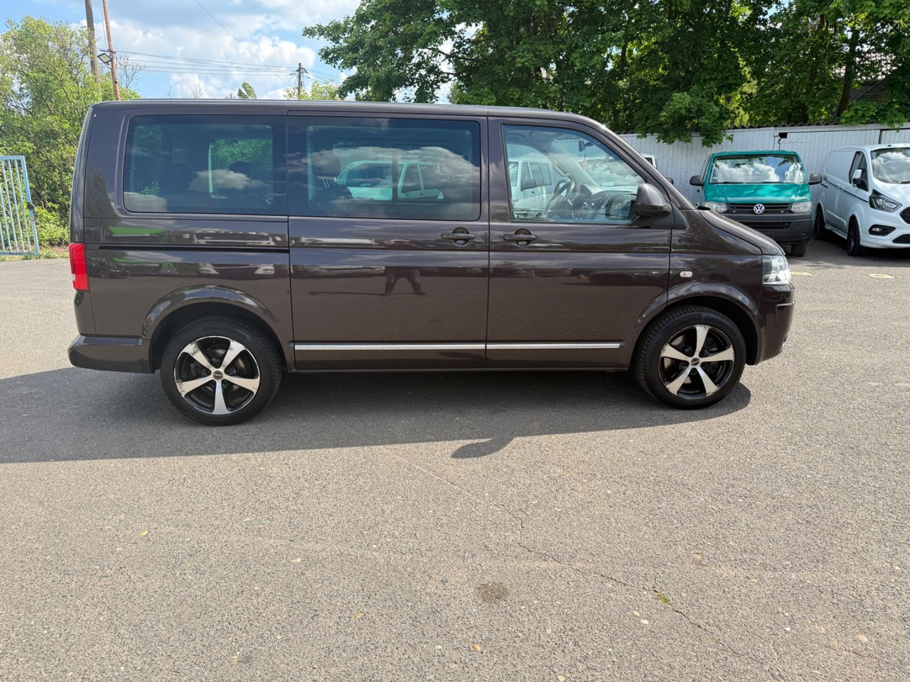 Volkswagen T5 Multivan Highline - Passenger van: picture 5 Volkswagen T5 Multivan Highline - Passenger van: picture 5