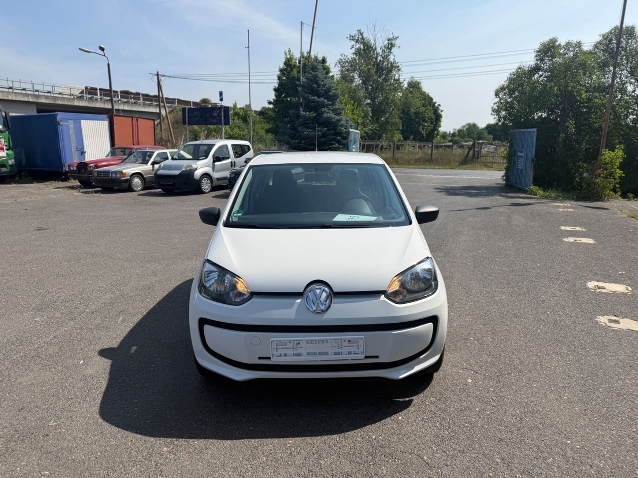 Volkswagen up! take up! BMT eco - Sedan: picture 1 Volkswagen up! take up! BMT eco - Sedan: picture 1