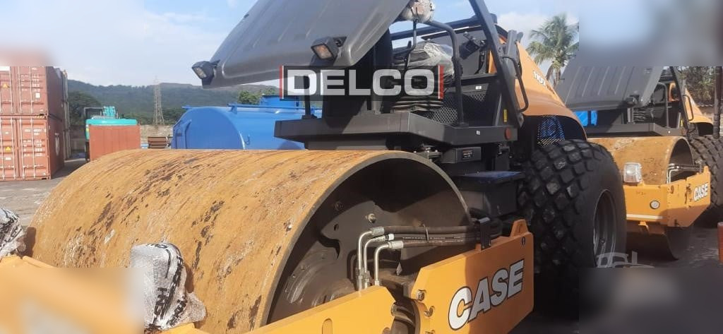 CASE 1107EX - Roller: picture 4 CASE 1107EX - Roller: picture 4