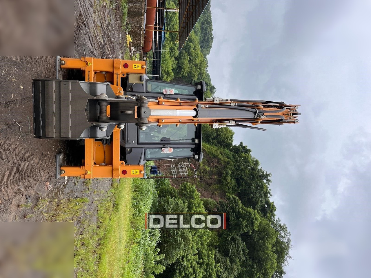 New Backhoe loader CASE 570SV: picture 12