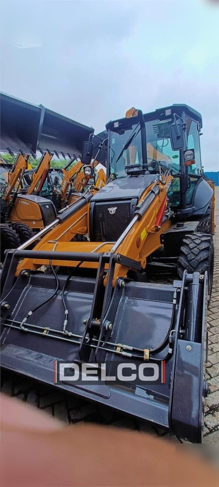 New Backhoe loader CASE 570SV: picture 7