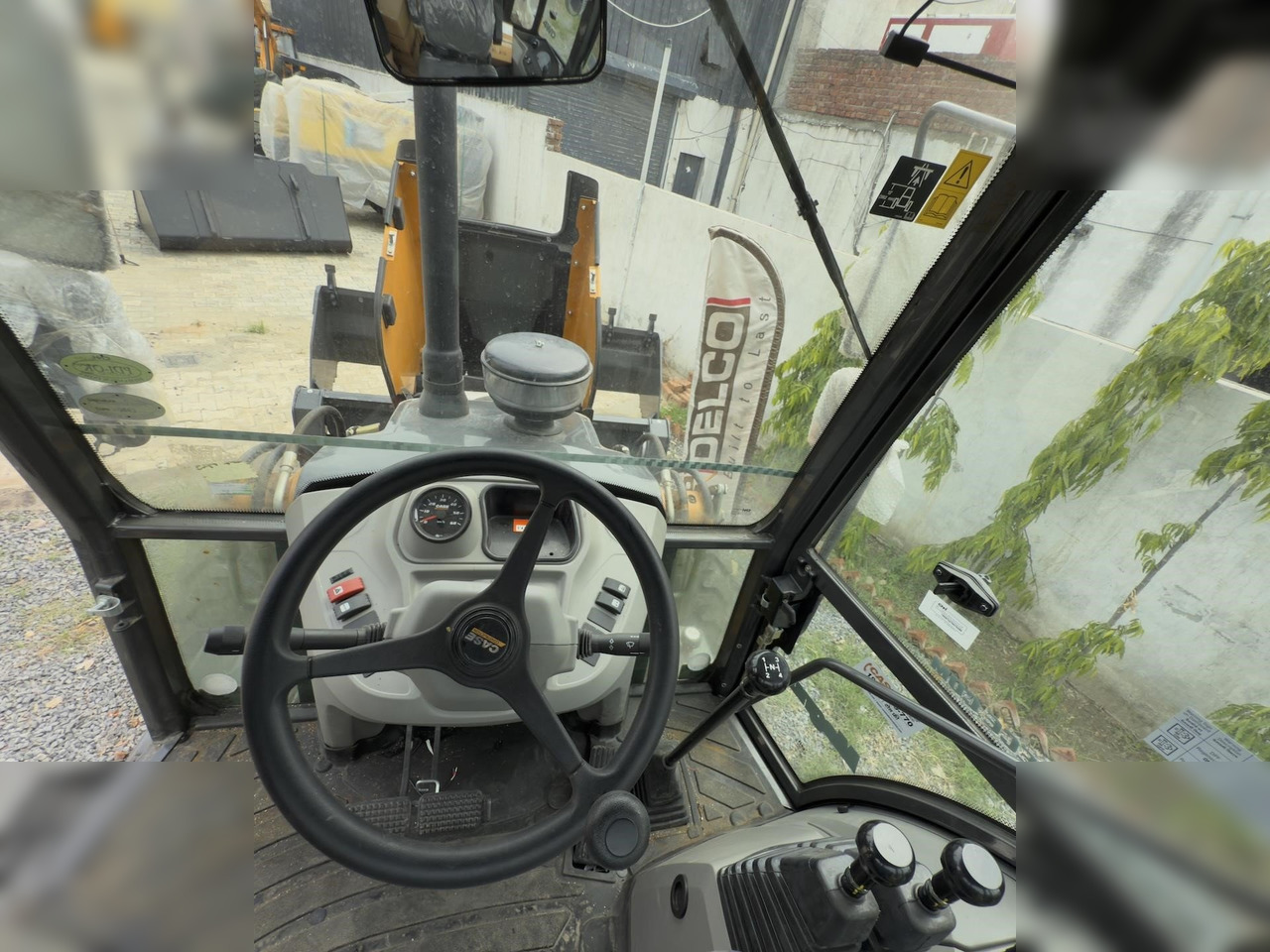 New Backhoe loader CASE 770NX MAGNUM: picture 16