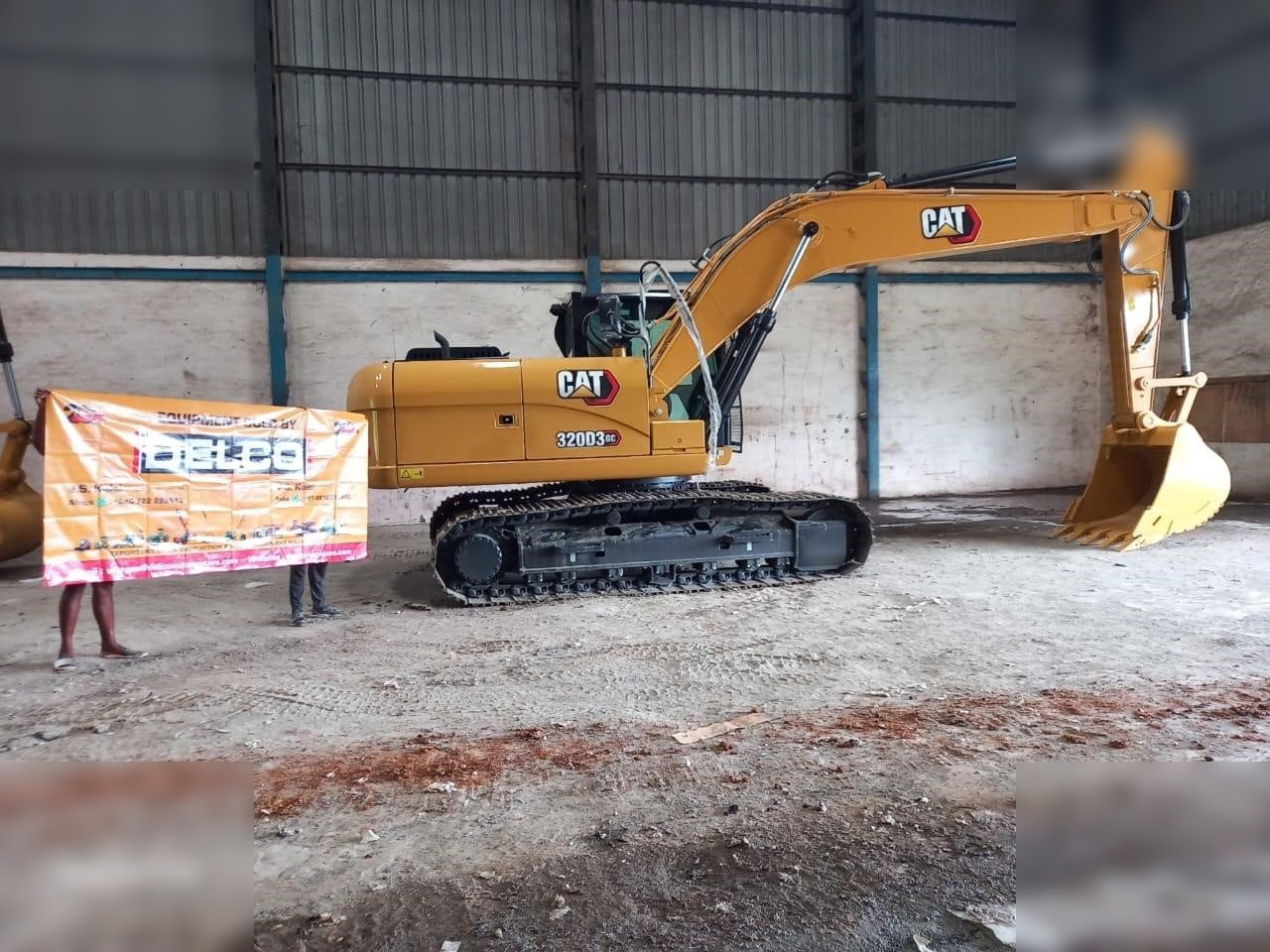 New Crawler excavator CATERPILLAR 320D3GC: picture 15